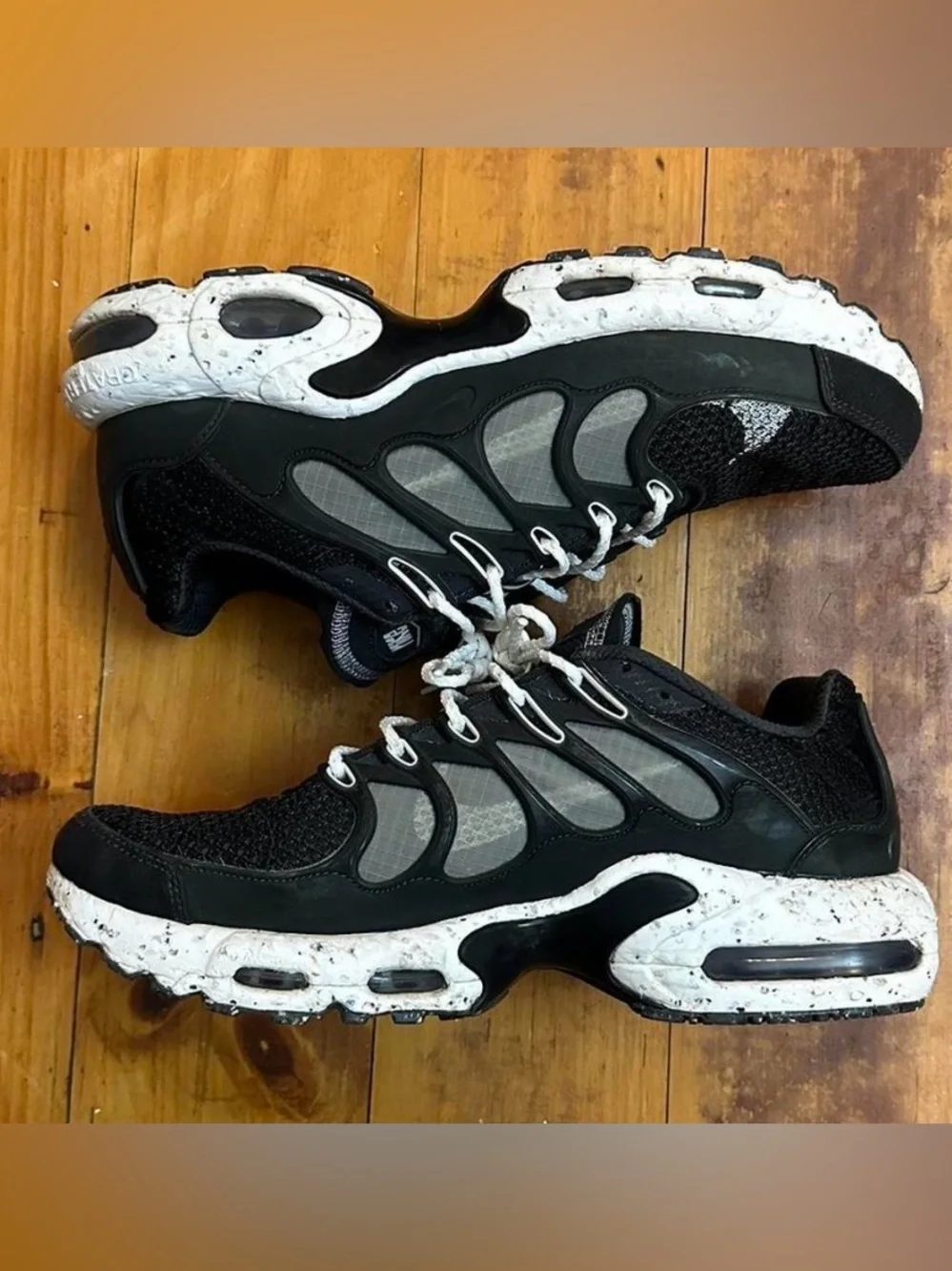 Nike men running